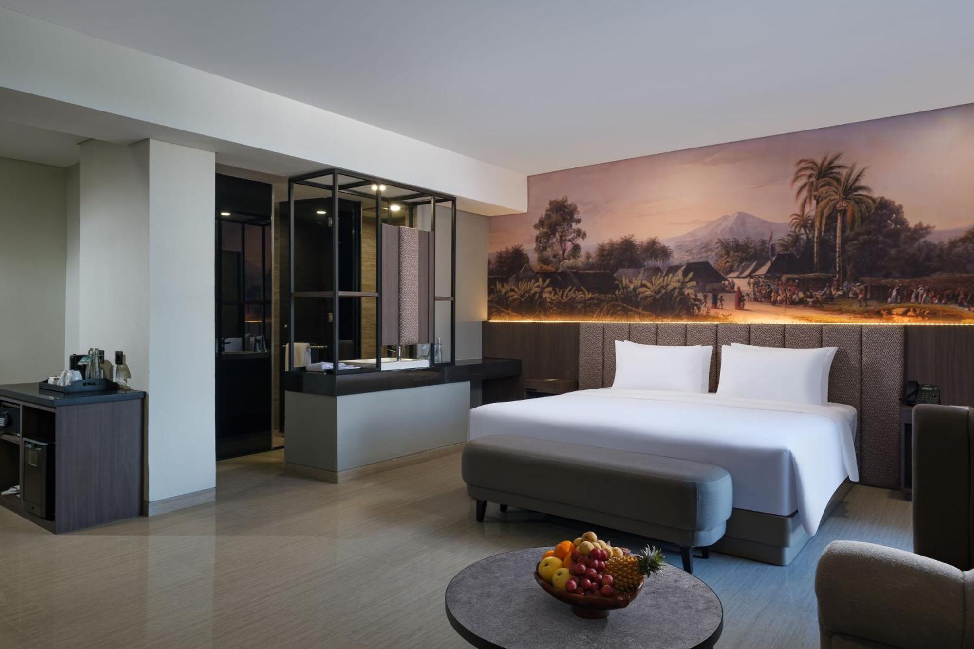 Hotel Santika Blitar Exteriör bild